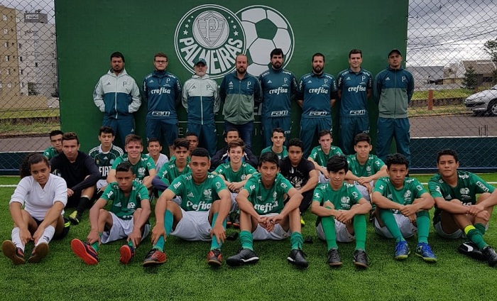 Divulgação_Escola Oficial do clube promoveu seletiva com cerca de 140 jovens interessados em integrar as categorias de base