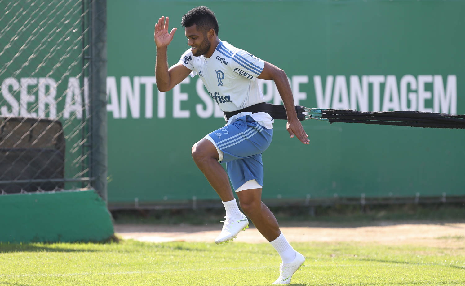 Cesar Greco/Ag. Palmeiras/Divulgação_Borja treinou nesta sexta (27) na parte interna e no gramado