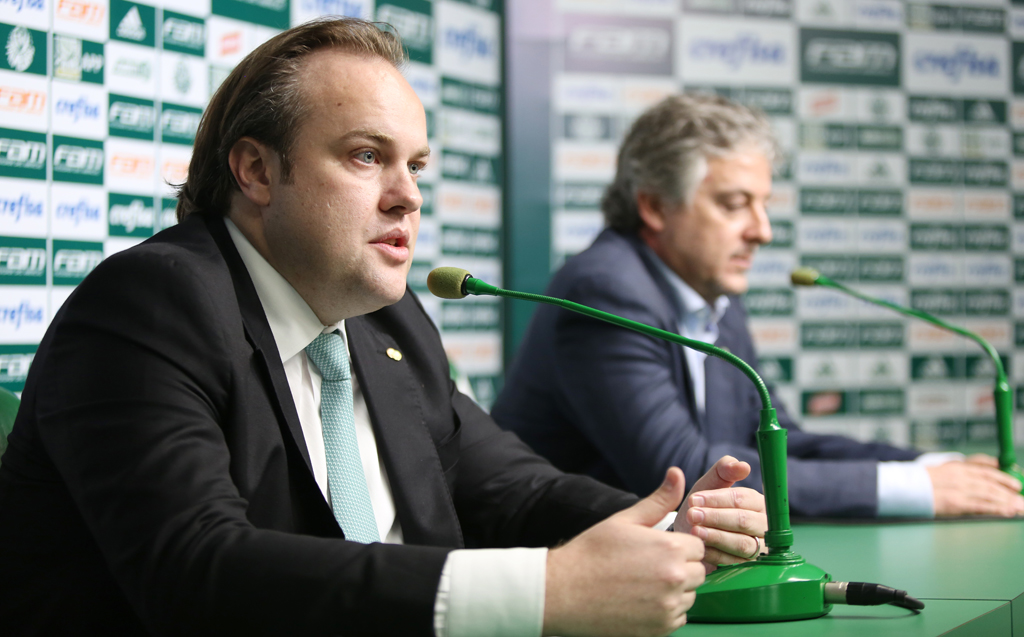 Fabio Menotti/Ag.Palmeiras/Divulgação_Paulo Nobre concedeu coletiva ao lado do diretor Guilherme Pereira