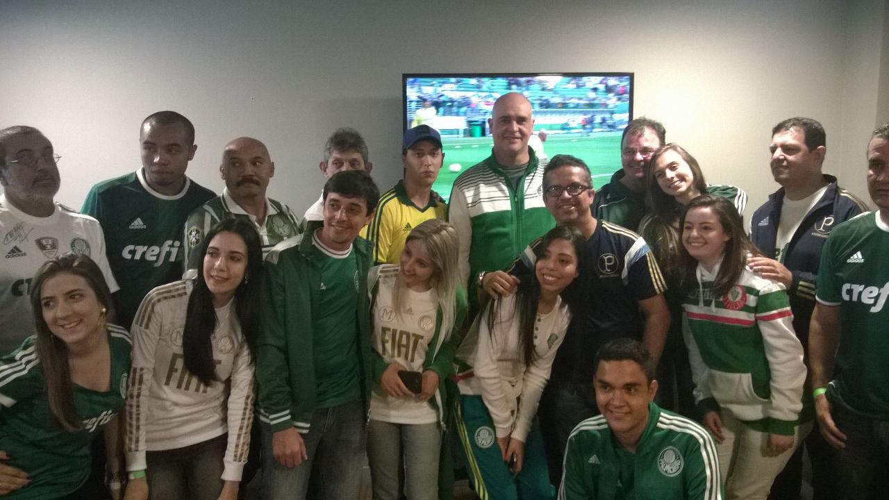 Divulgação_Marcos recebe torcedores em camarote do Allianz Parque