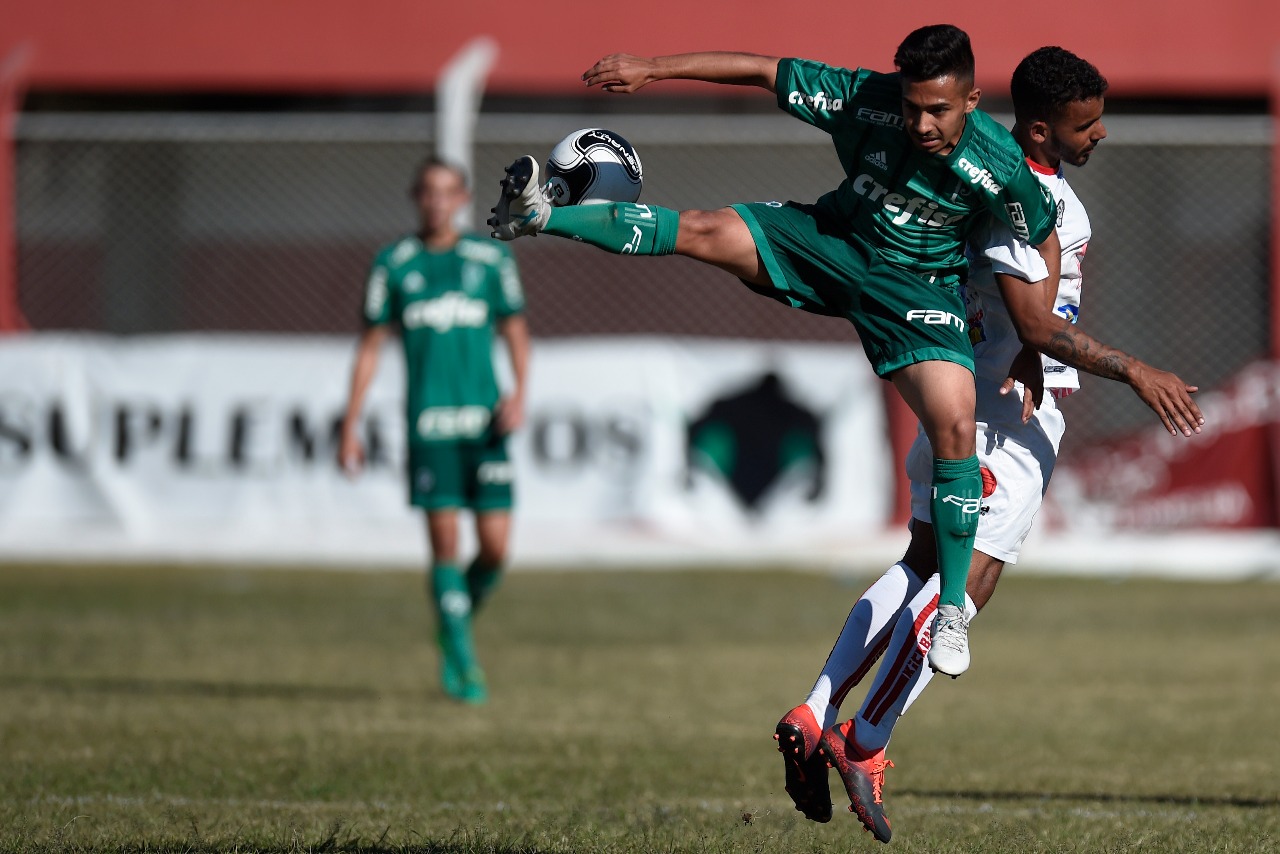 Douglas Magno/FMF _ Alan marcou um dos gols da vitória palestrina