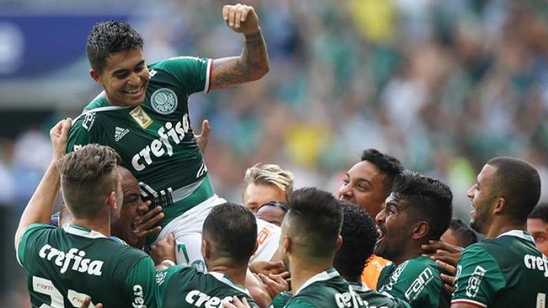 Cesar Greco/Ag Palmeiras/Divulgação_Dudu marcou um gol de placa no último encontro entre as duas equipes pelo Paulistão