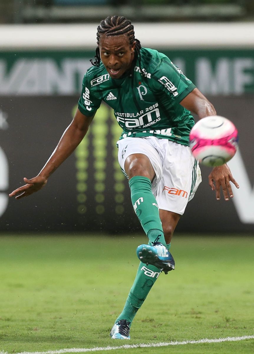 Cesar Greco/Ag Palmeiras/Divulgação_Keno saiu do banco e marcou o 3º do Palmeiras